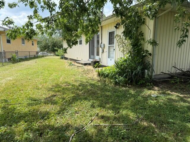 1852 Bar Harbor Road Columbus, OH 43219 - Photo 4 of 20