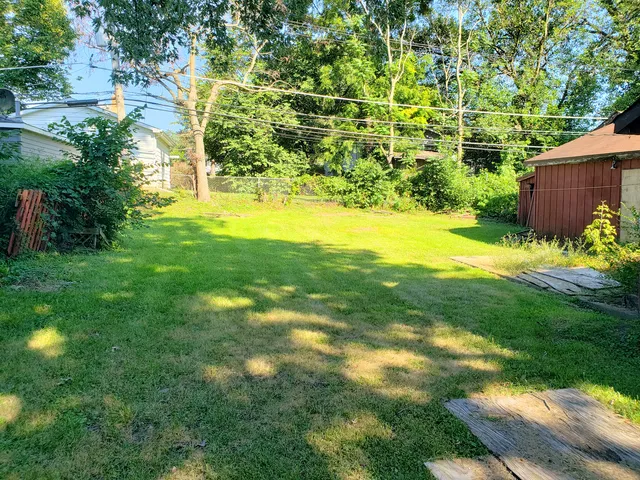 $175,000 | 407 Greenwood Drive, Round Lake, IL 60073