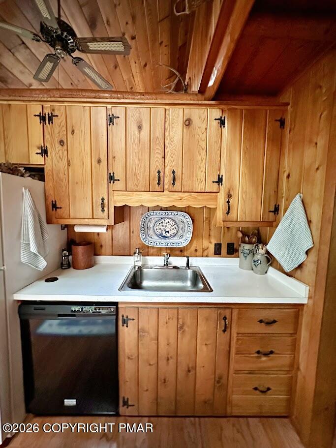 322 Crescent Lake Road Scotrun, PA 18355 - Photo 7 of 52 kitchen 3