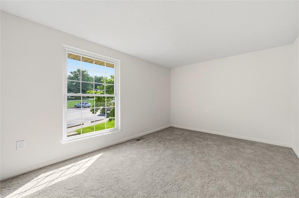 2317 Firethorn Road Bridgeville, PA 15017 - Photo 32 of 36