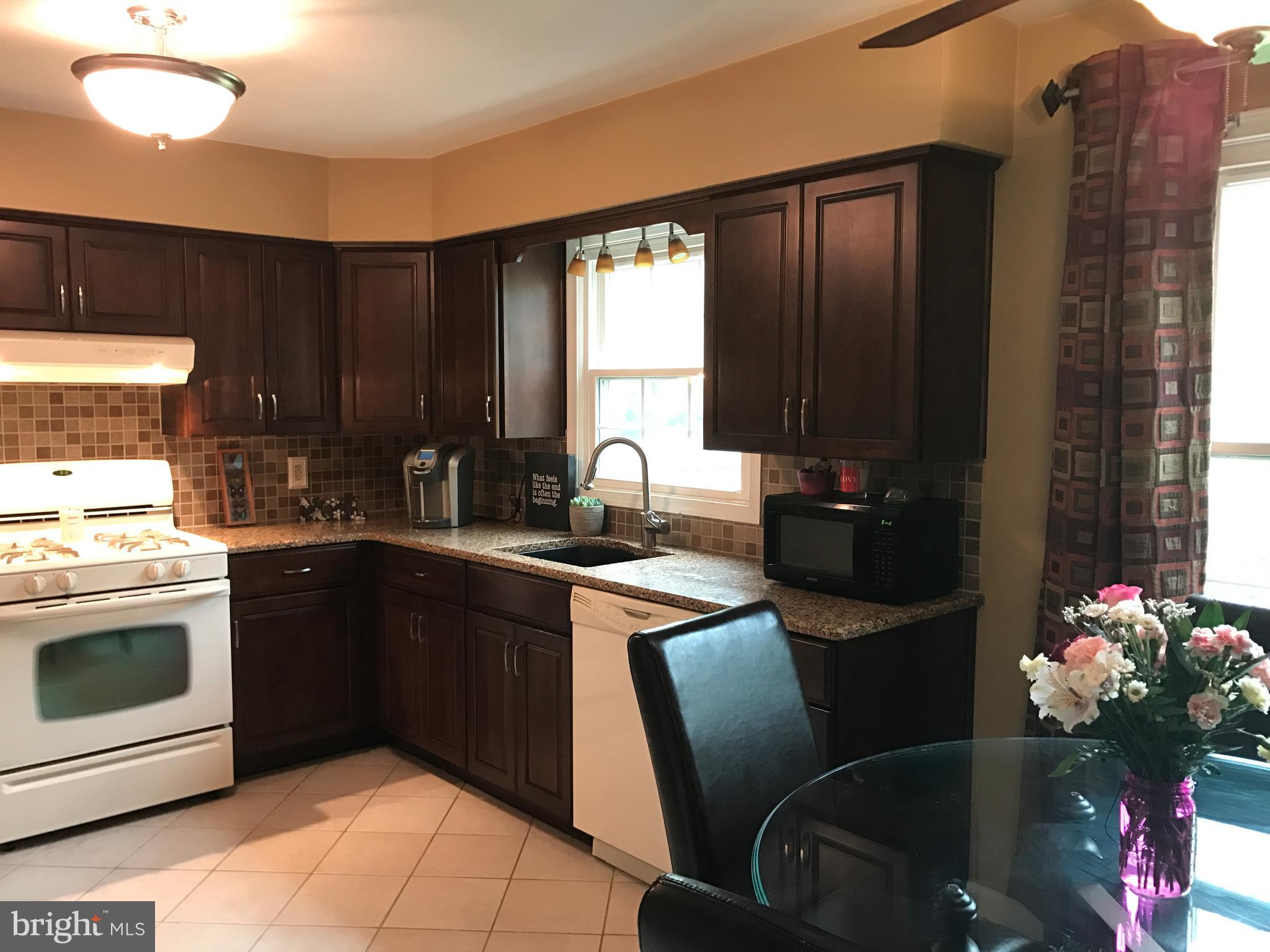 100 Lexington Road York, PA 17402 - Photo 12 of 35