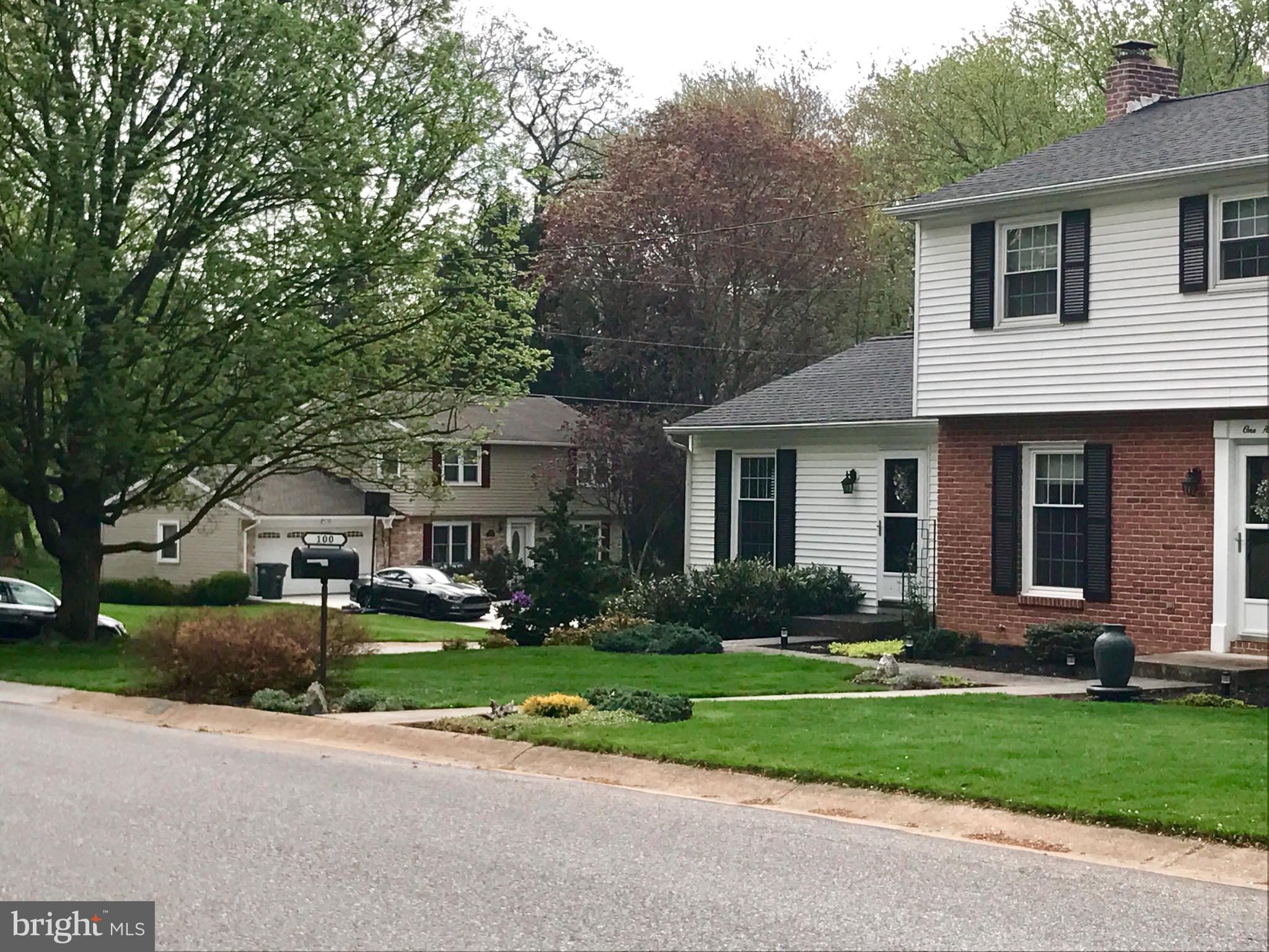 100 Lexington Road York, PA 17402 - Photo 3 of 35