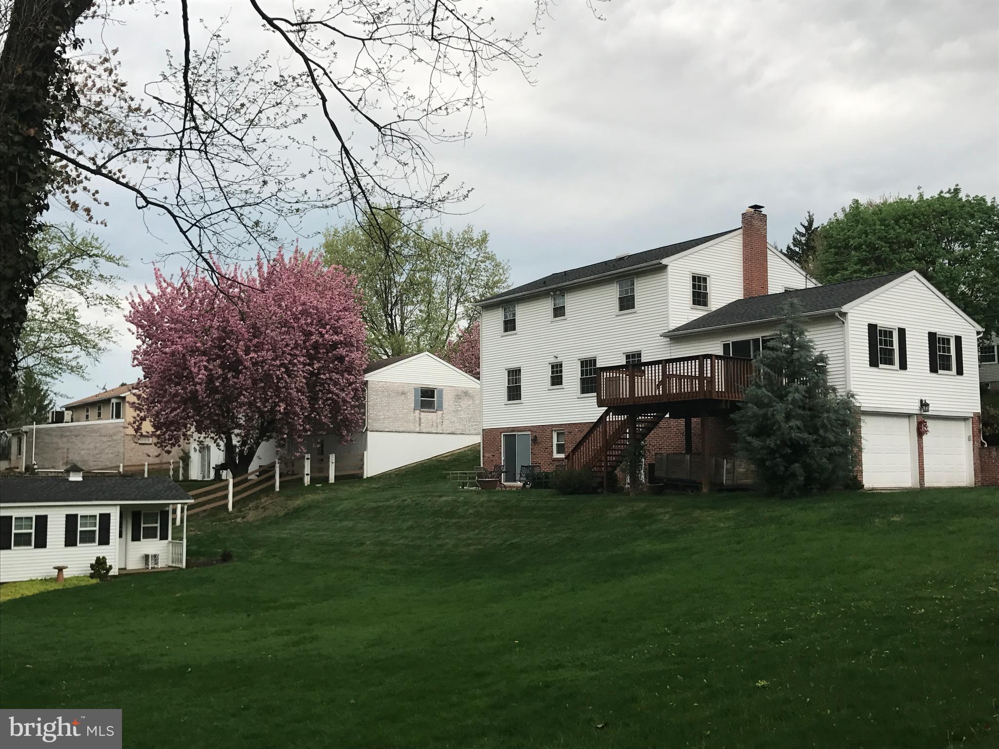 100 Lexington Road York, PA 17402 - Photo 34 of 35