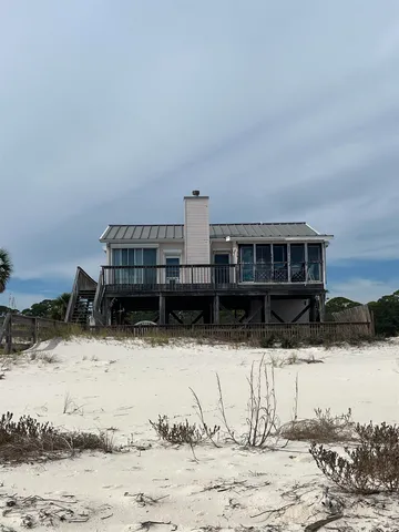 $699,000 | 604 Bald Point Road, Alligator Point, FL 32346