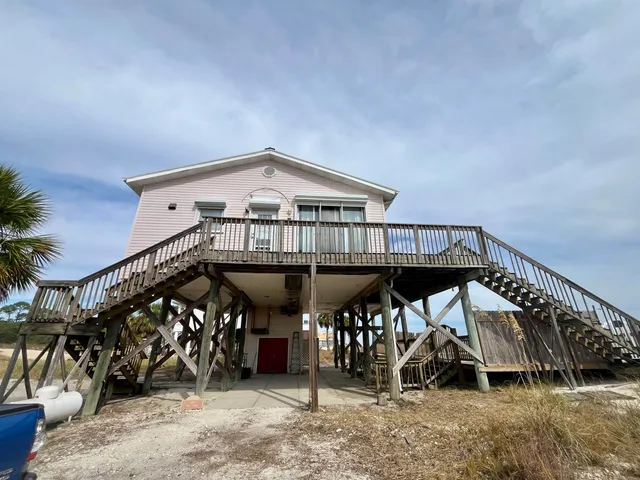 $699,000 | 604 Bald Point Road, Alligator Point, FL 32346