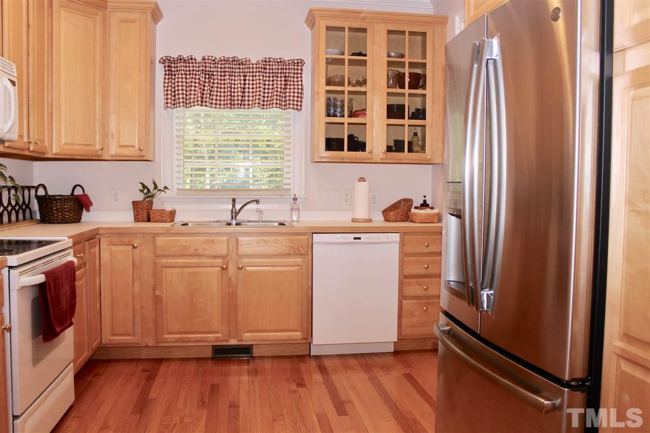 7925 Mayapple Place Raleigh, NC 27613 - Photo 11 of 30