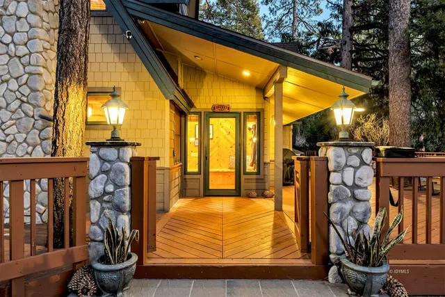 $857,000 | 26620 Pine Avenue, Idyllwild, CA 92549