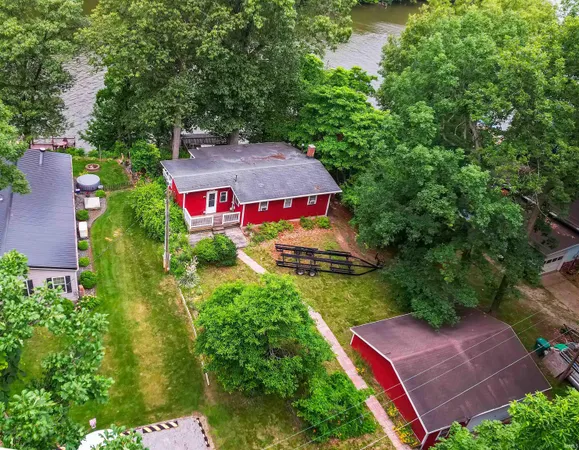 $339,900 | 5599 East Grande Vista Court, Monticello, IN 47960