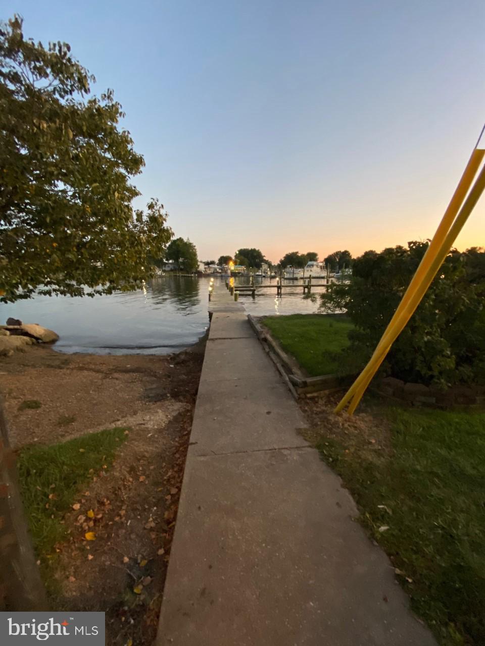 4 Shore Road Sparrows Point, MD 21219 - Photo 25 of 25 community pier