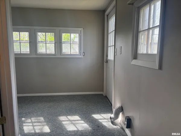 $54,900 | 710 East Jackson Street, Cuba, IL 61427