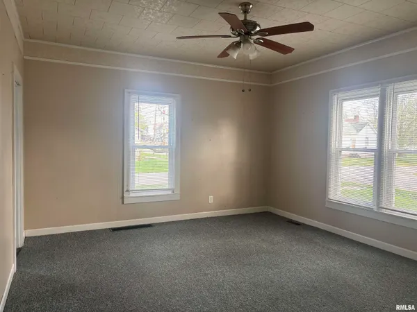 $54,900 | 710 East Jackson Street, Cuba, IL 61427