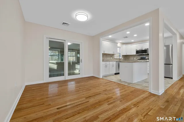 $560,000 | 31 Branch Hill Road, Preston, CT 06365