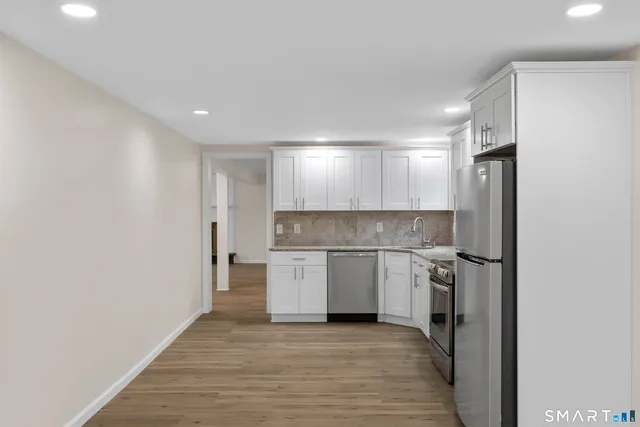 $560,000 | 31 Branch Hill Road, Preston, CT 06365