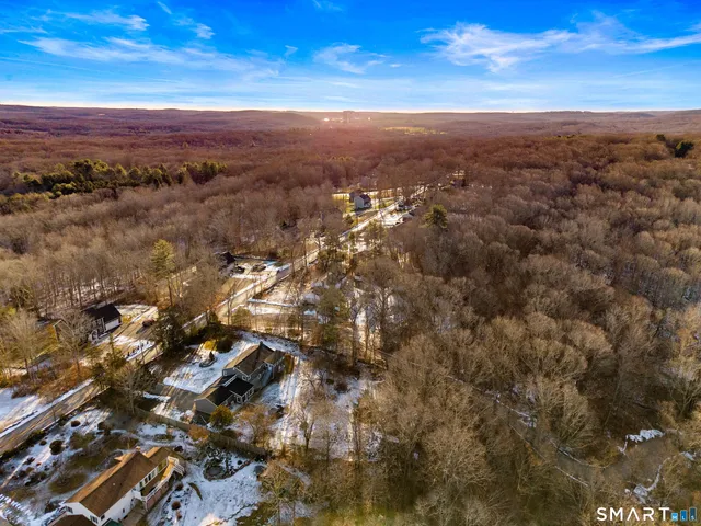 $560,000 | 31 Branch Hill Road, Preston, CT 06365