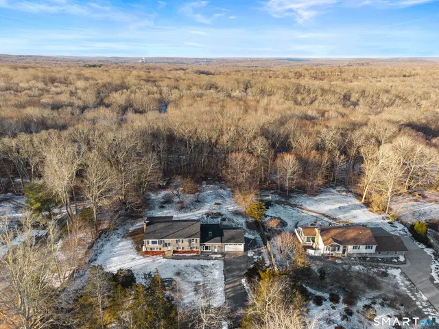 $560,000 | 31 Branch Hill Road, Preston, CT 06365