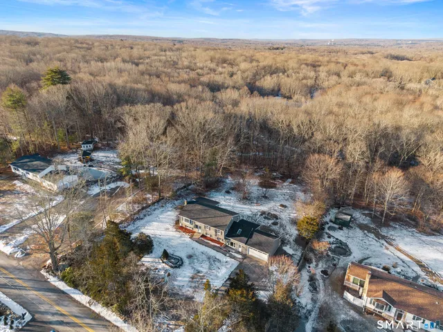 $560,000 | 31 Branch Hill Road, Preston, CT 06365