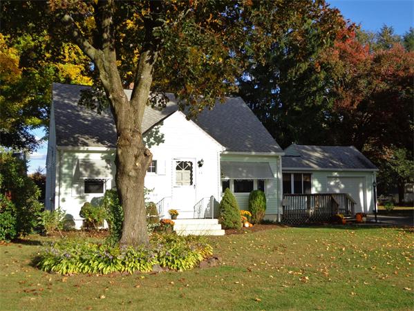 33 Redden Road Springfield, MA 01119 - Photo 1 of 29
