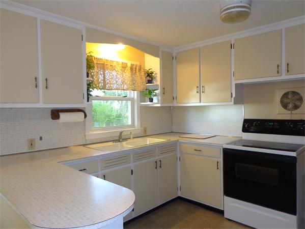 33 Redden Road Springfield, MA 01119 - Photo 14 of 29