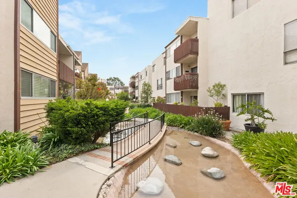 $4,200 | 6000 Canterbury Drive, Unit I217, Culver City, CA 90230