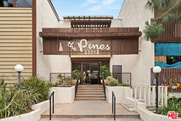 $4,200 | 6000 Canterbury Drive, Unit I217, Culver City, CA 90230