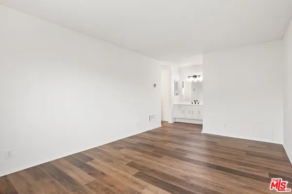 $4,200 | 6000 Canterbury Drive, Unit I217, Culver City, CA 90230