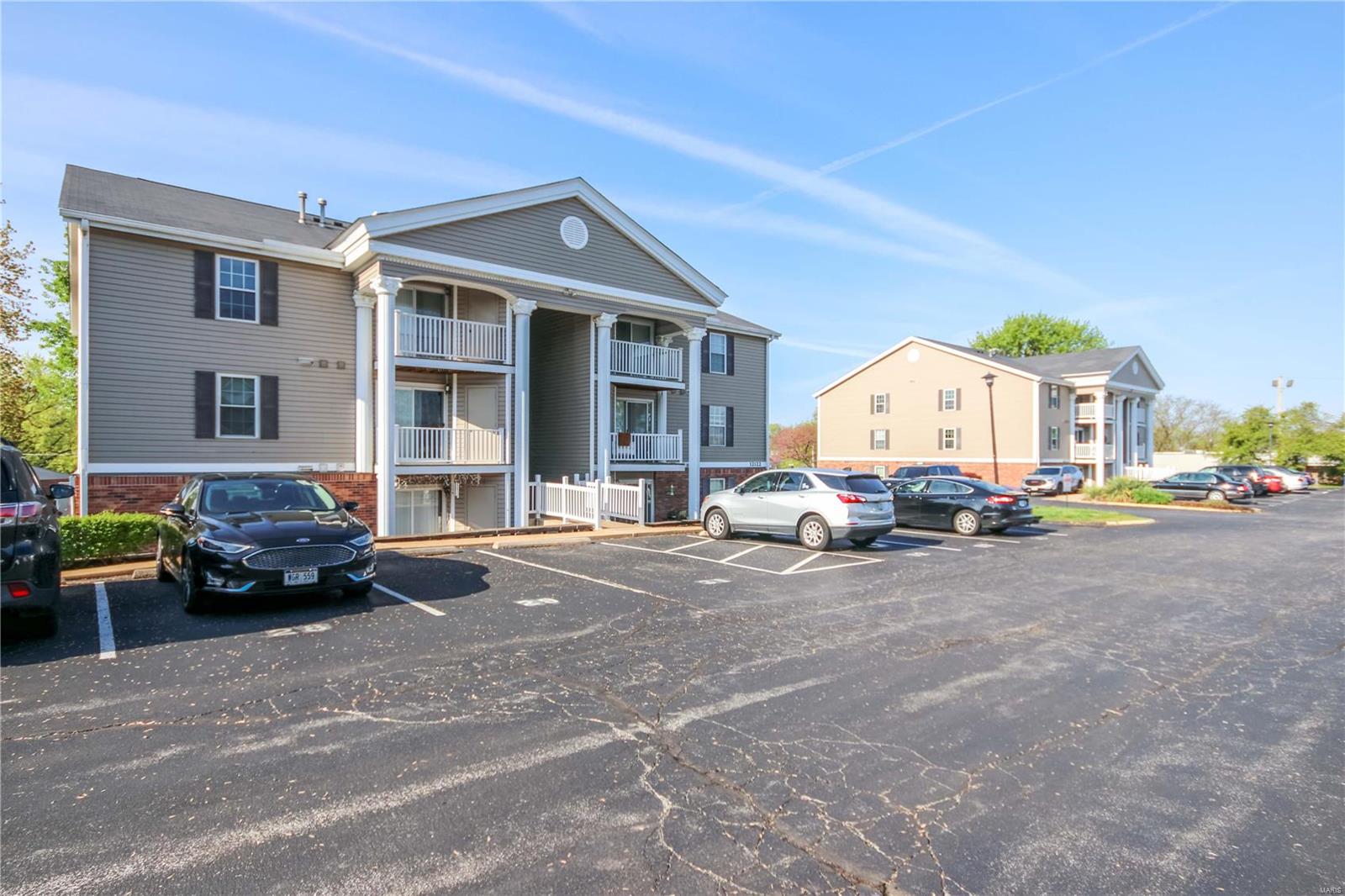 12122 Natural Bridge Road, Unit F Bridgeton, MO 63044 - Photo 15 of 29 Gallery Image 15