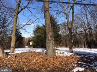 2925 Spring Valley Road Lancaster, PA 17601 - Photo 1 of 4 Gallery Image 1