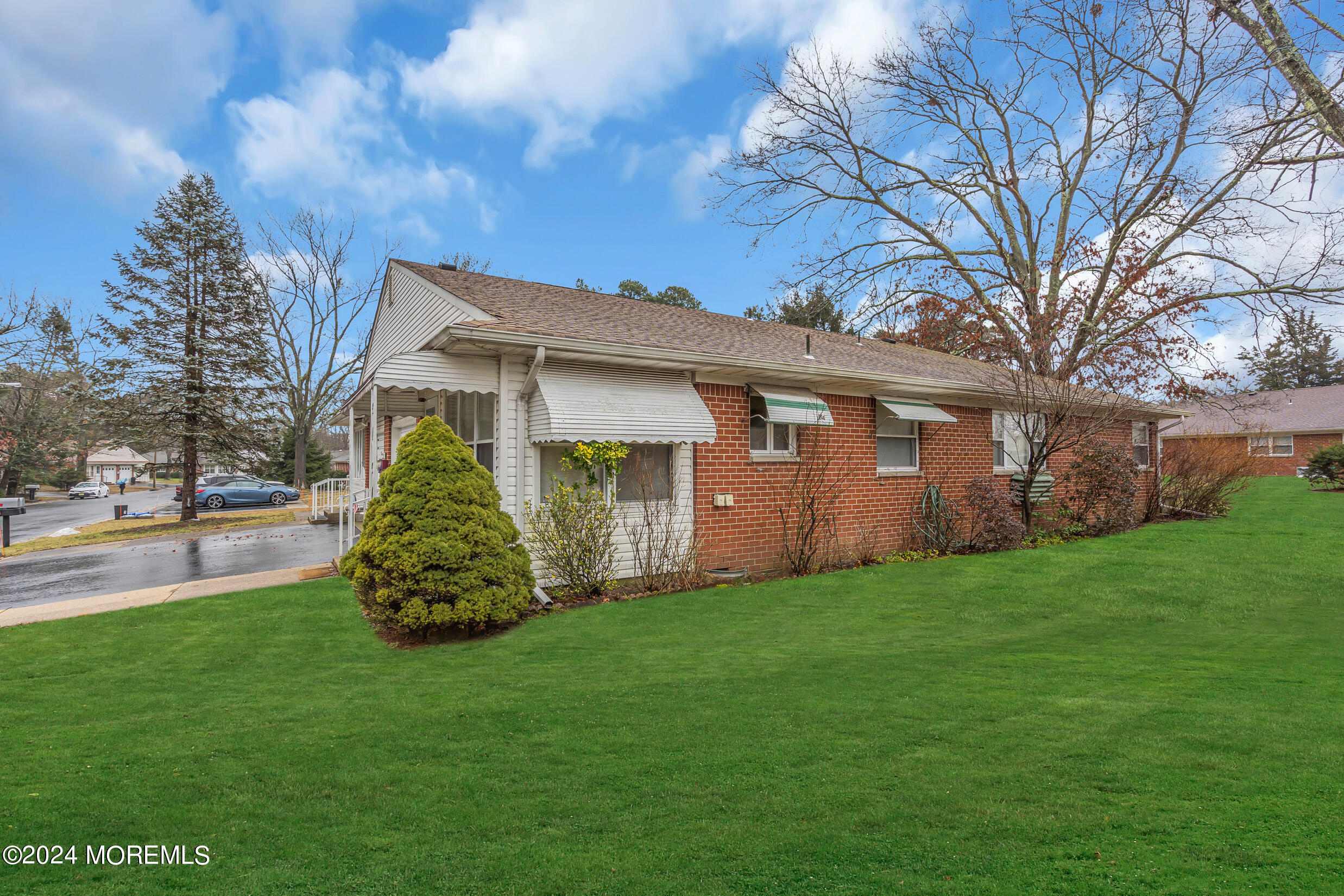 16 Crocus Lane, Unit B Whiting, NJ 08759 - Photo 20 of 23 7 (6)