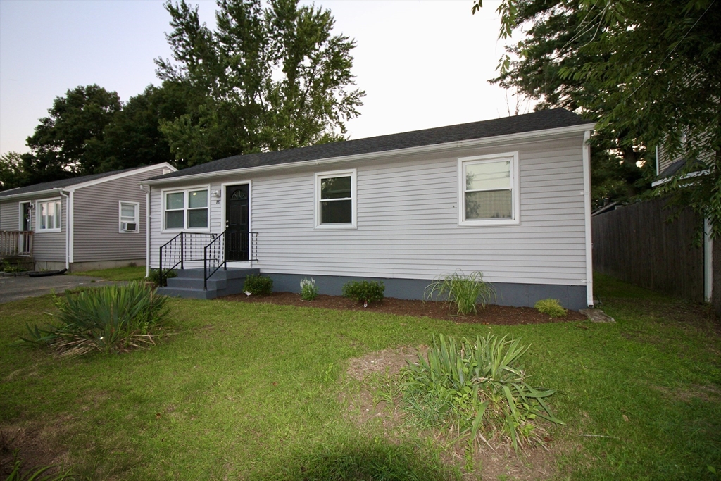 88 Lloyd Avenue Springfield, MA 01119 - Photo 13 of 14 Gallery Image 13