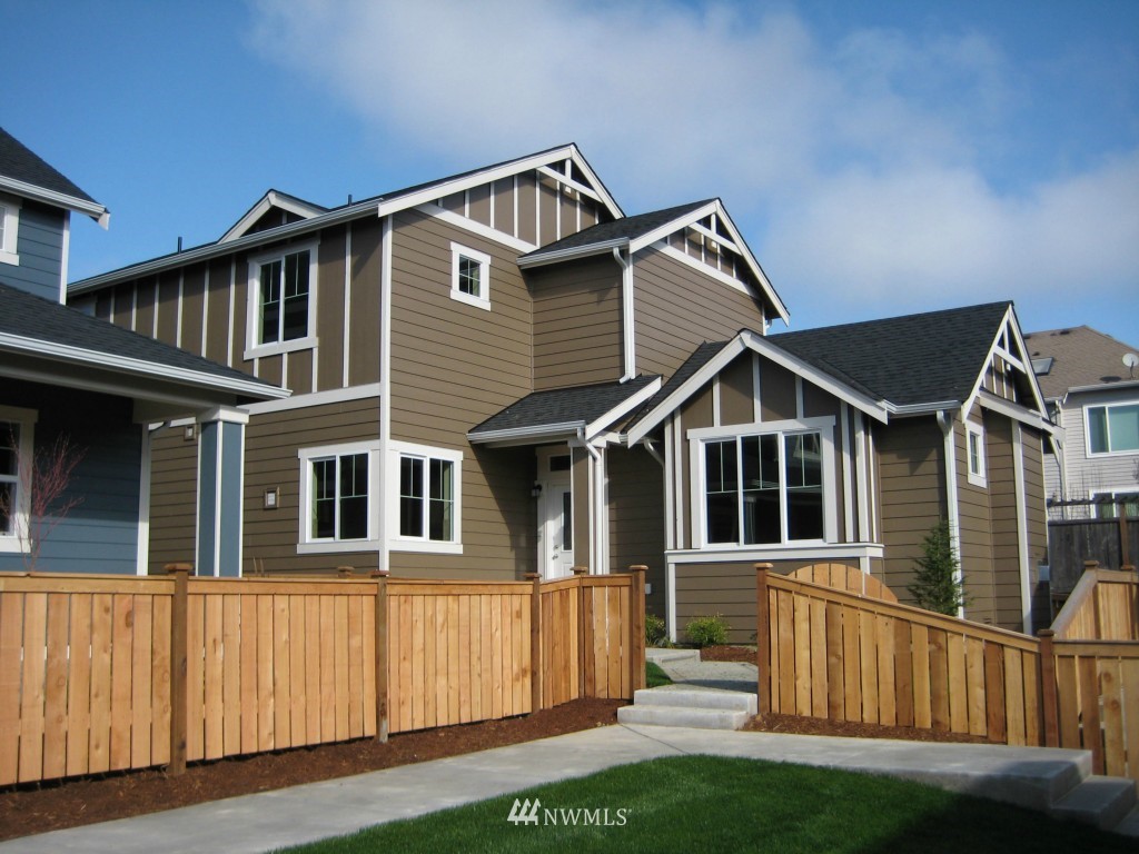 21005 39th Drive Southeast, Unit 5 Bothell, WA 98021 - Photo 1 of 13