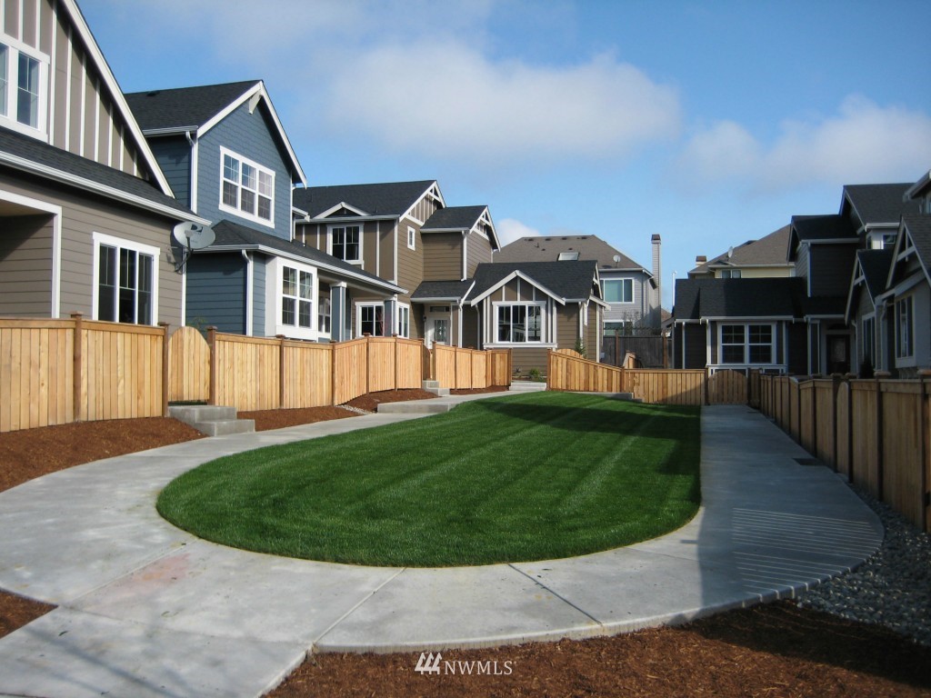 21005 39th Drive Southeast, Unit 5 Bothell, WA 98021 - Photo 12 of 13