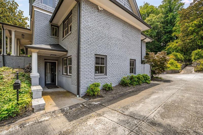 1678 Nottingham Way Northeast Atlanta, GA 30309 - Photo 39 of 59