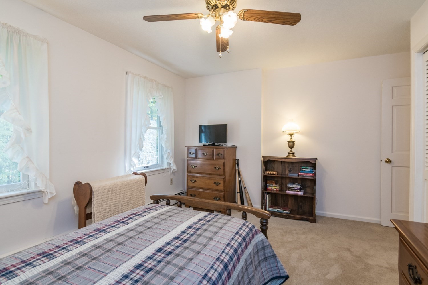 166 Harkness Road Amherst, MA 01002 - Photo 32 of 42 Gallery Image 32