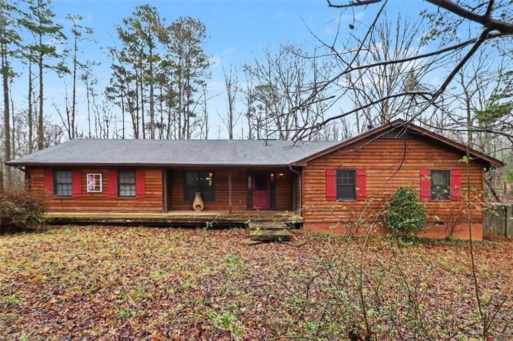 a front view of house with yard