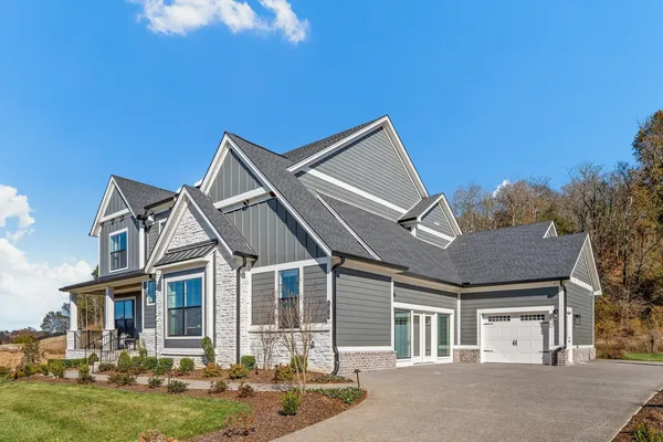 $1,383,600 | 3206 Hunziker Lane, Fairview, TN 37062