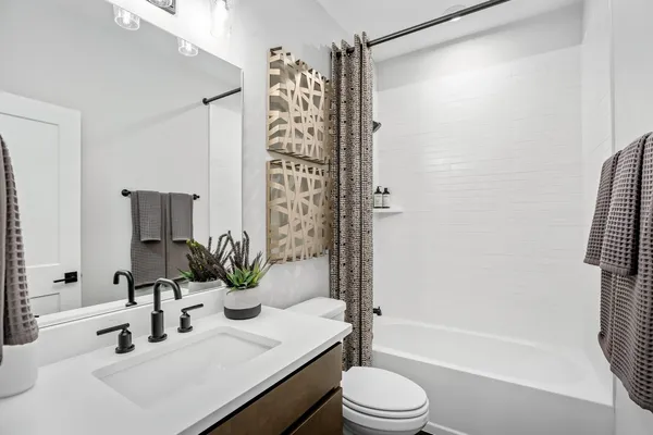 $1,383,600 | 3206 Hunziker Lane, Fairview, TN 37062