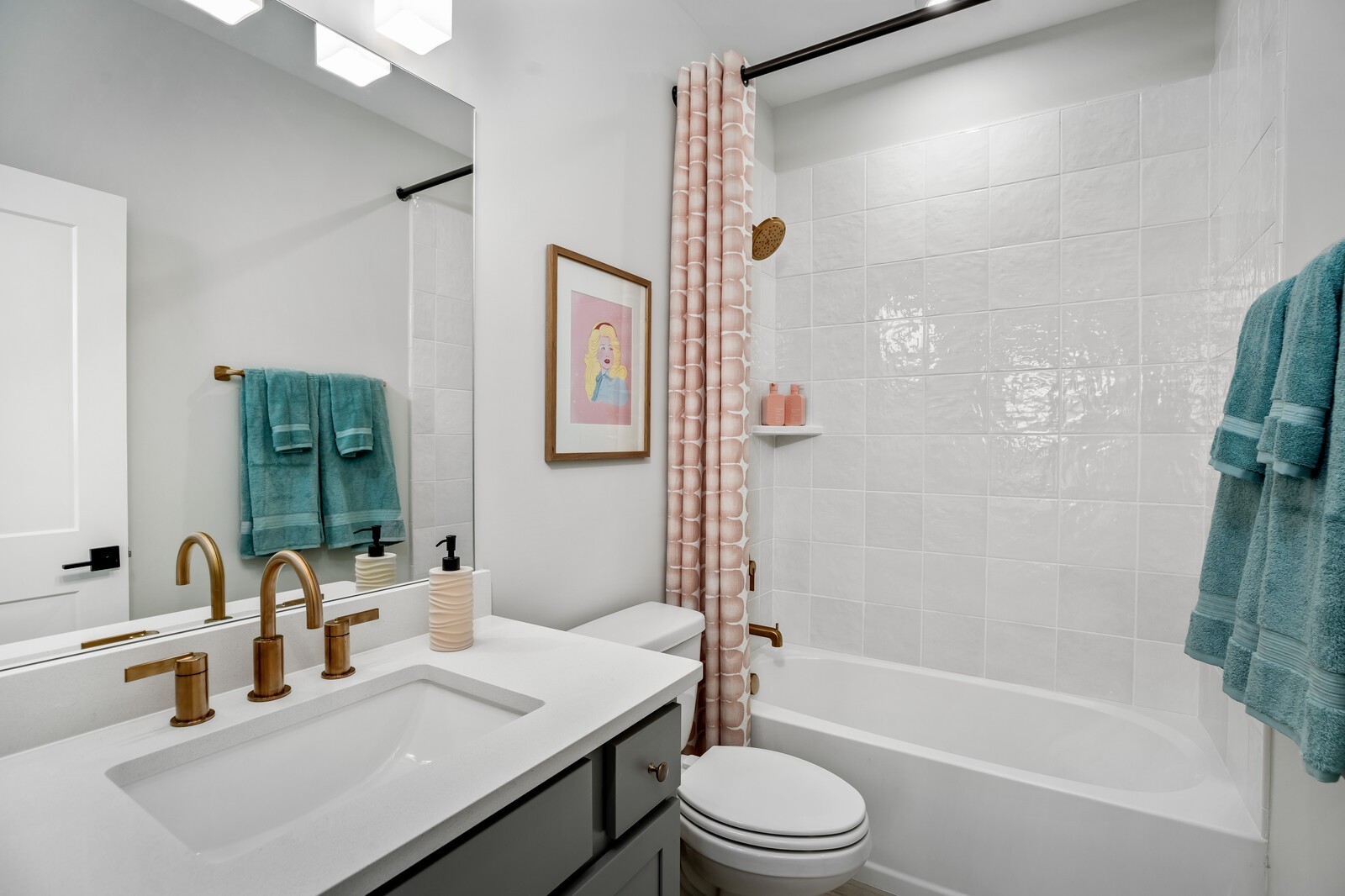 3206 Hunziker Lane Fairview, TN 37062 - Photo 48 of 75 a bathroom with a sink a toilet and shower