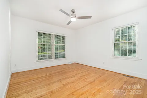 $950,000 | 5411 Doncaster Drive, Charlotte, NC 28211