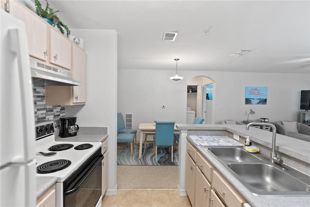 8809 Manor Loop, Unit 102 Lakewood Ranch, FL 34202 - Photo 12 of 37 Gallery Image 12