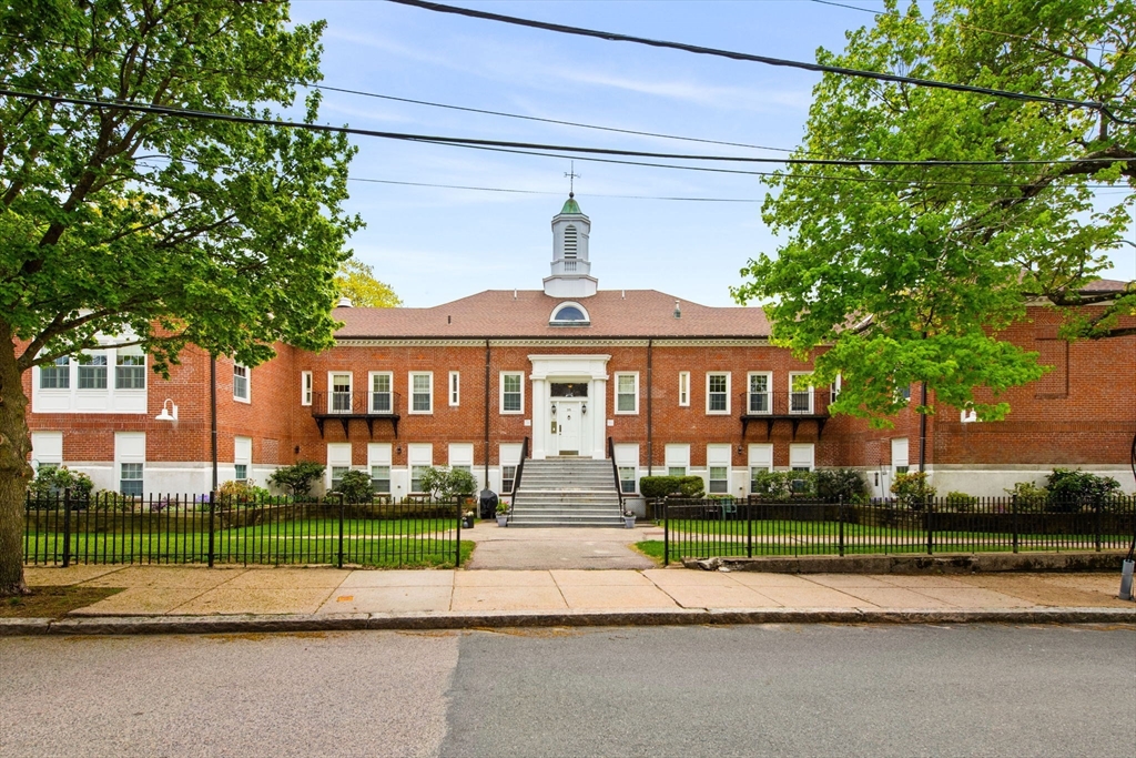 35 Eldridge Road, Unit 210 Boston, MA 02130 - Photo 1 of 30 Gallery Image 1