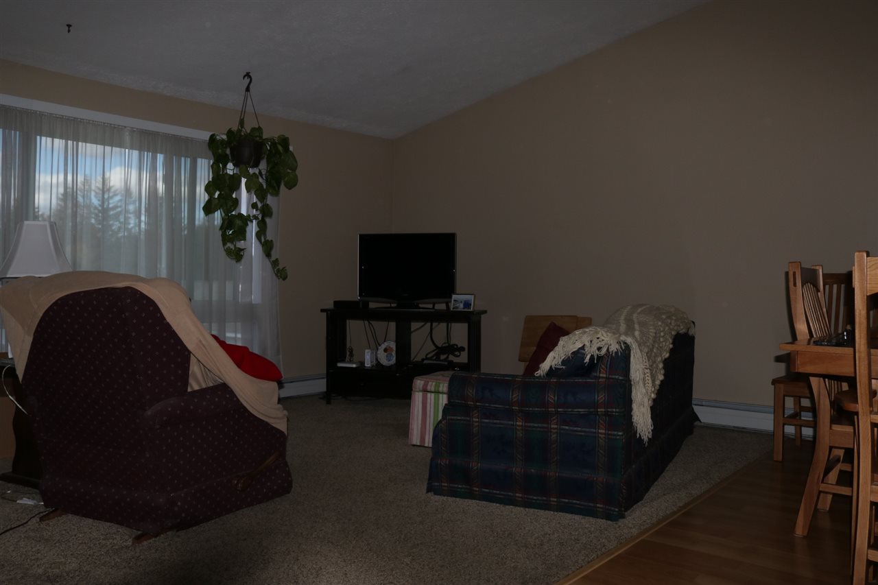 186 Dunbarton Road, Unit 15 Manchester, NH 03102 - Photo 5 of 12