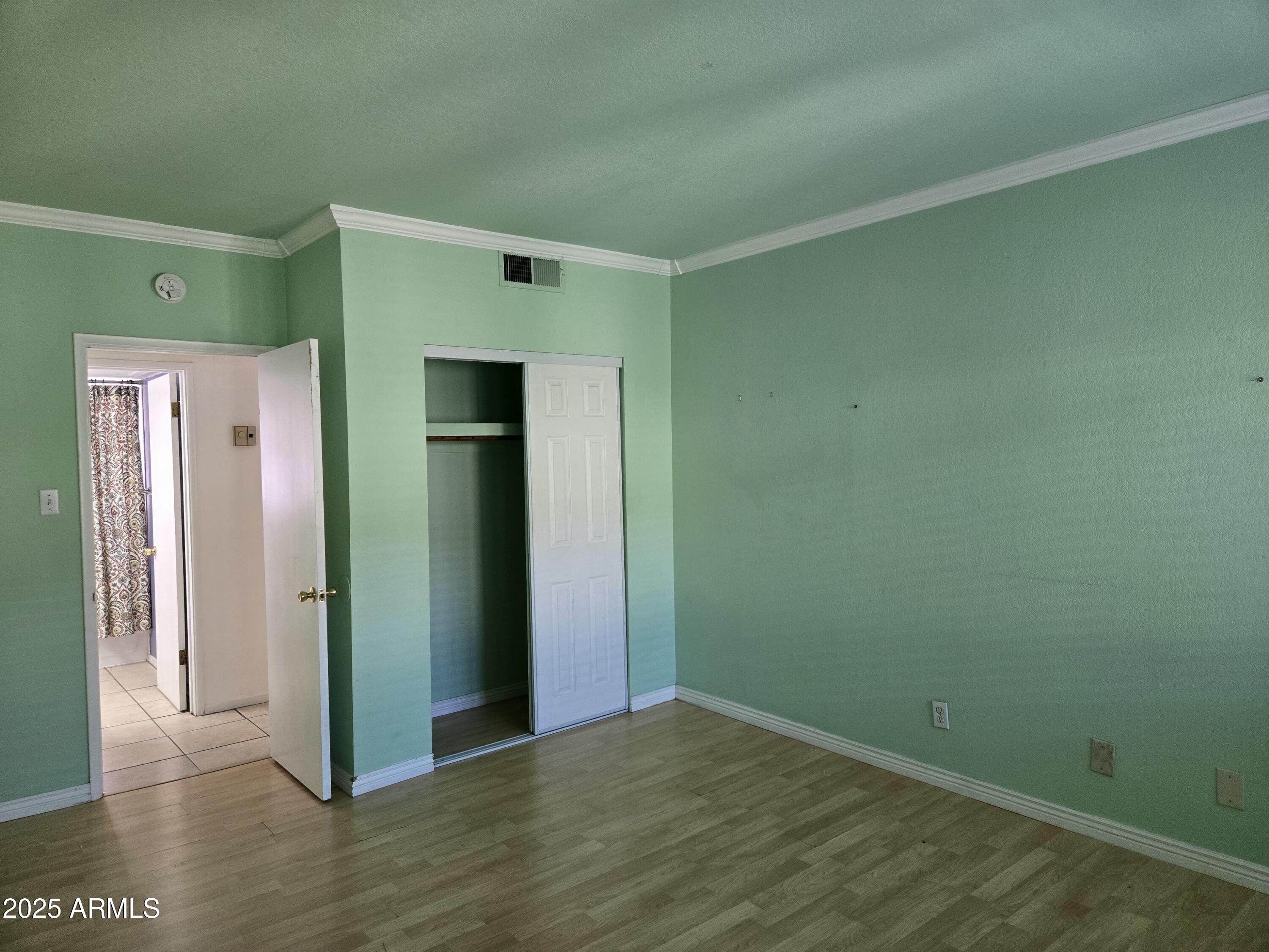 349 East Thomas Road, Unit E402 Phoenix, AZ 85012 - Photo 16 of 26 Bedroom