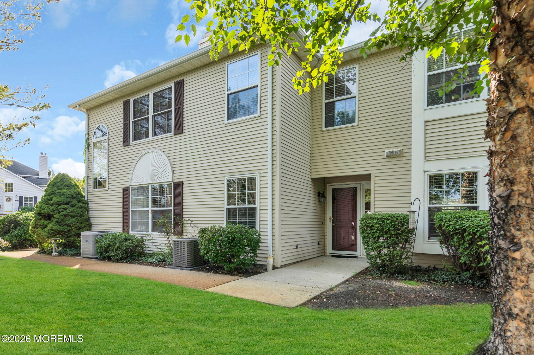 27 Racquet Road Wall, NJ 07719 - Photo 2 of 29 2-web-or-mls-Crop2
