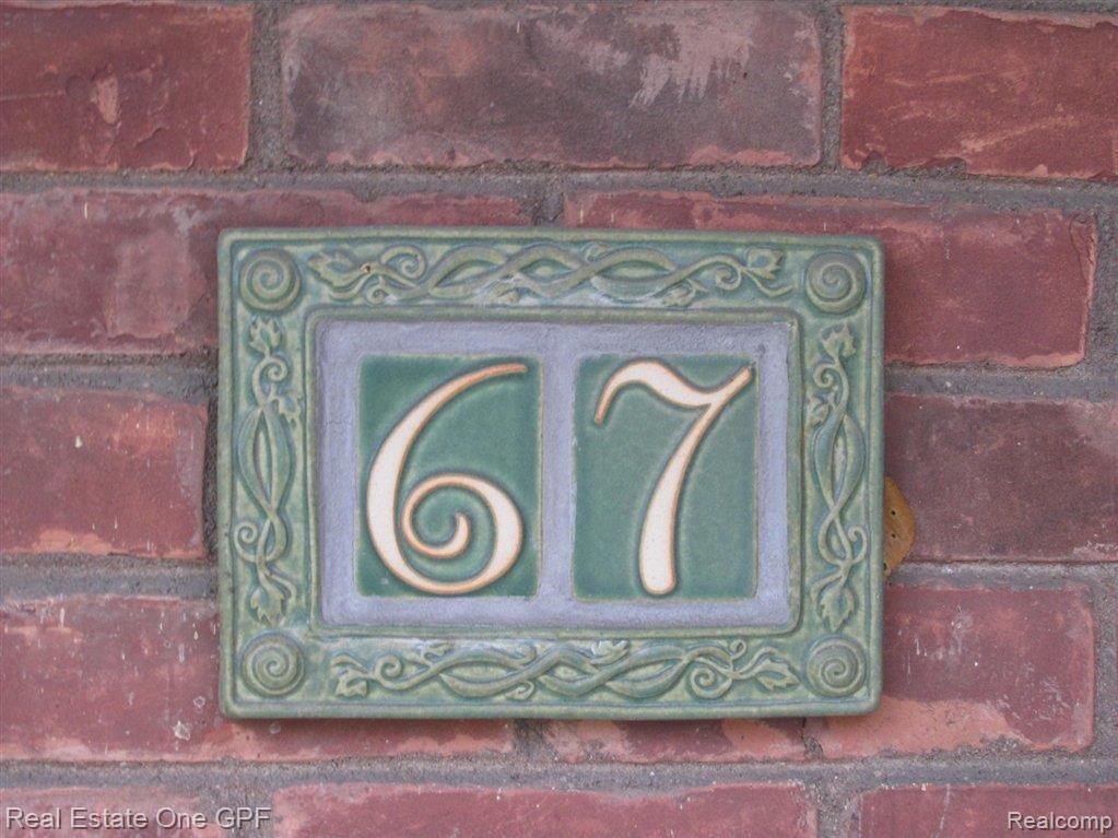 67 Cambridge Road Grosse Pointe, MI 48236 - Photo 3 of 23 IMG_1427.JPG
