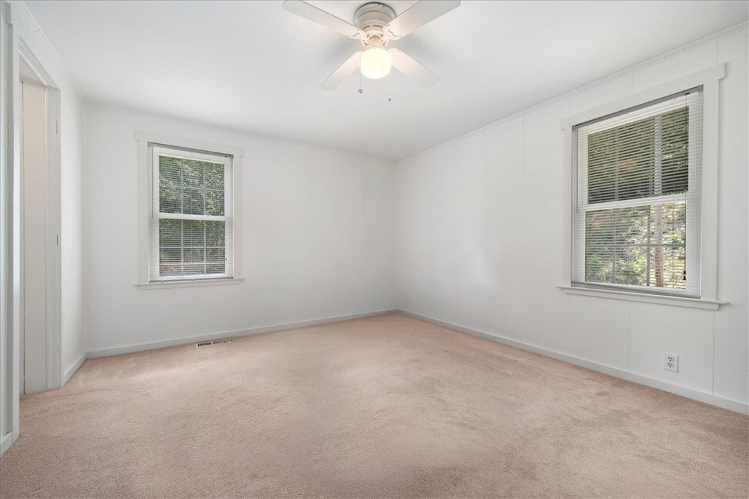 2707 Crowe Creek Road Sunset, SC 29685 - Photo 22 of 38