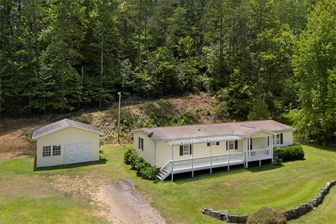 2707 Crowe Creek Road Sunset, SC 29685 - Photo 31 of 38