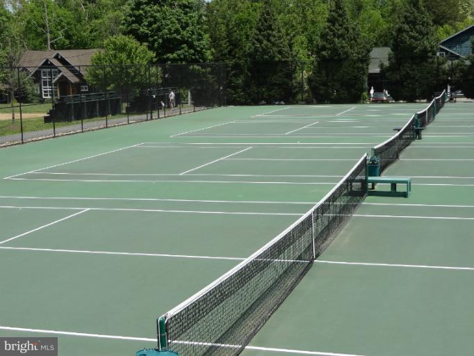 406 Alan A Dale Road Annapolis, MD 21405 - Photo 26 of 30 Community Tennis Courts