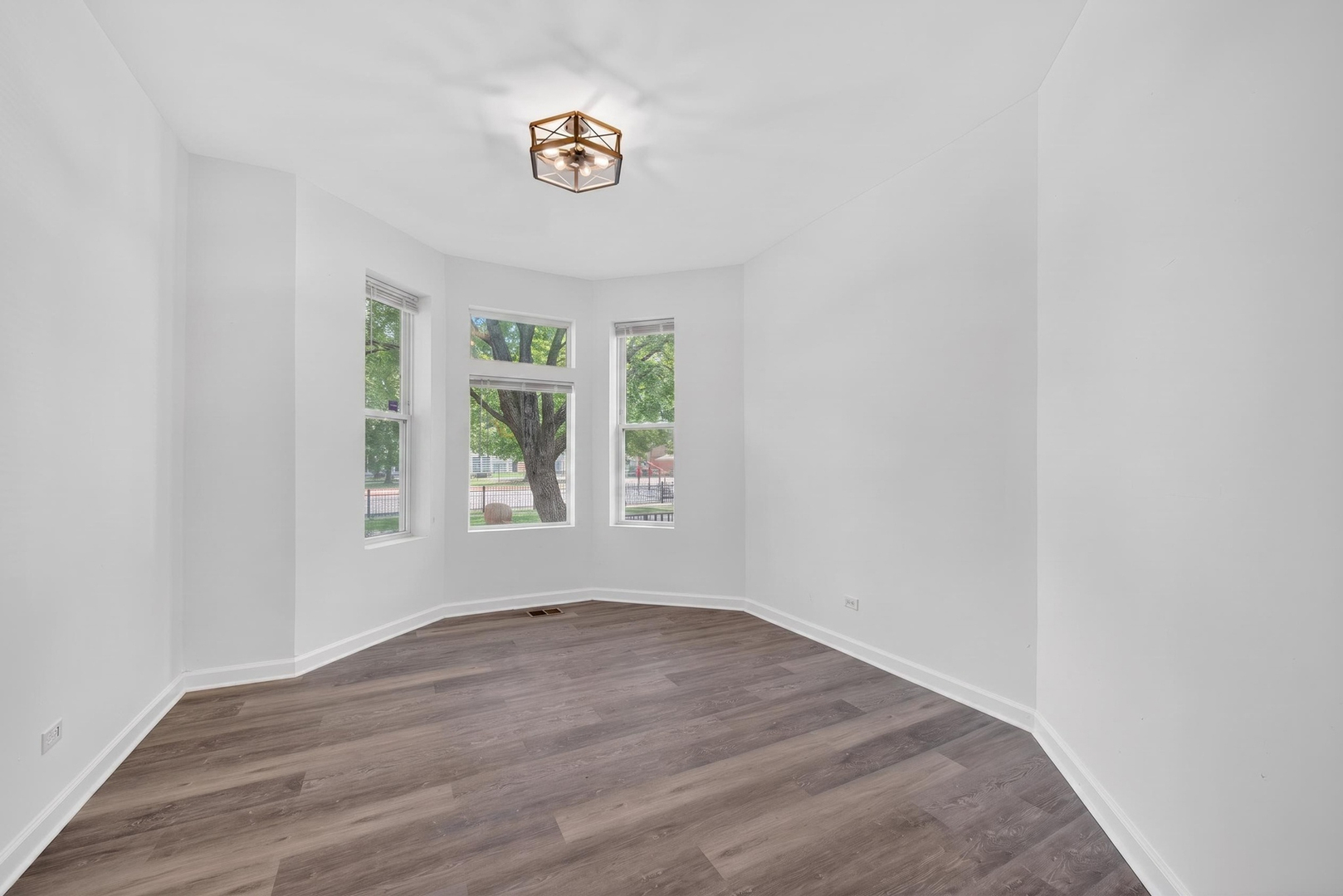 6018 South Sangamon Street Chicago, IL 60621 - Photo 2 of 41