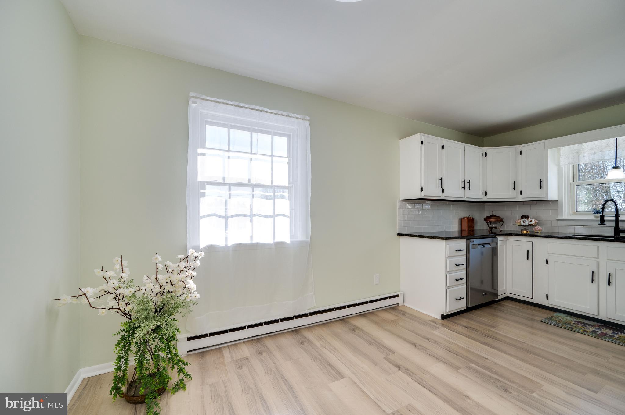 2100 Elizabeth Avenue Reading, PA 19605 - Photo 11 of 47