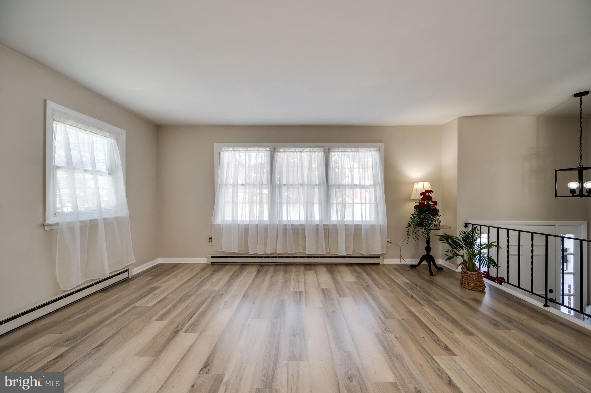 2100 Elizabeth Avenue Reading, PA 19605 - Photo 7 of 47